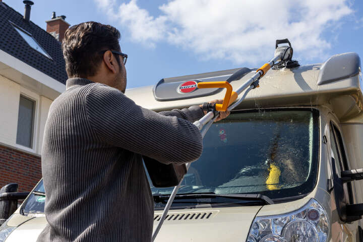 BATAVIA Akku-Reinigungsbürste Twin-Brush Set